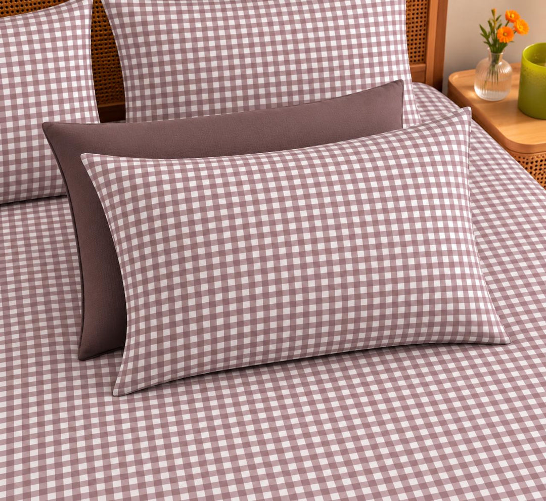 Crisscross Wine Cotton King Bedsheet - 250 TC