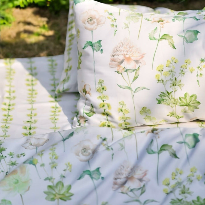 Rainy Garden Cotton King Bedsheet - 250 TC