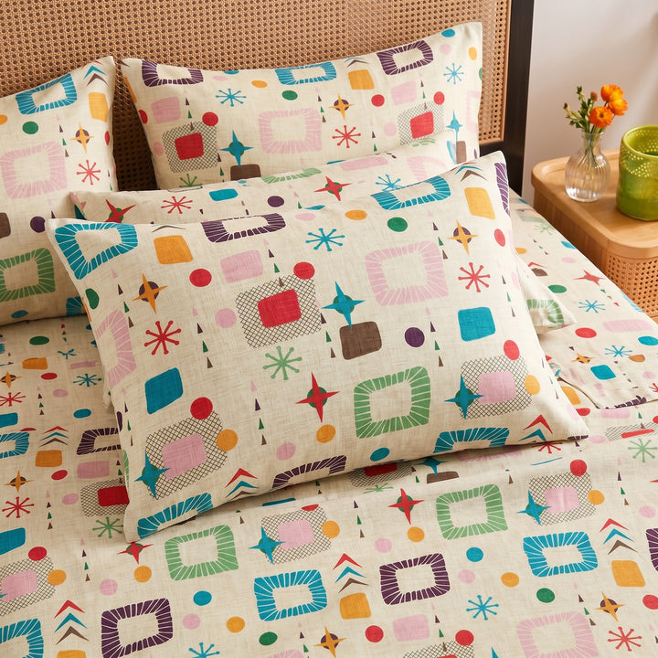 Retro Doodle Cotton King Bedsheet - 250 TC
