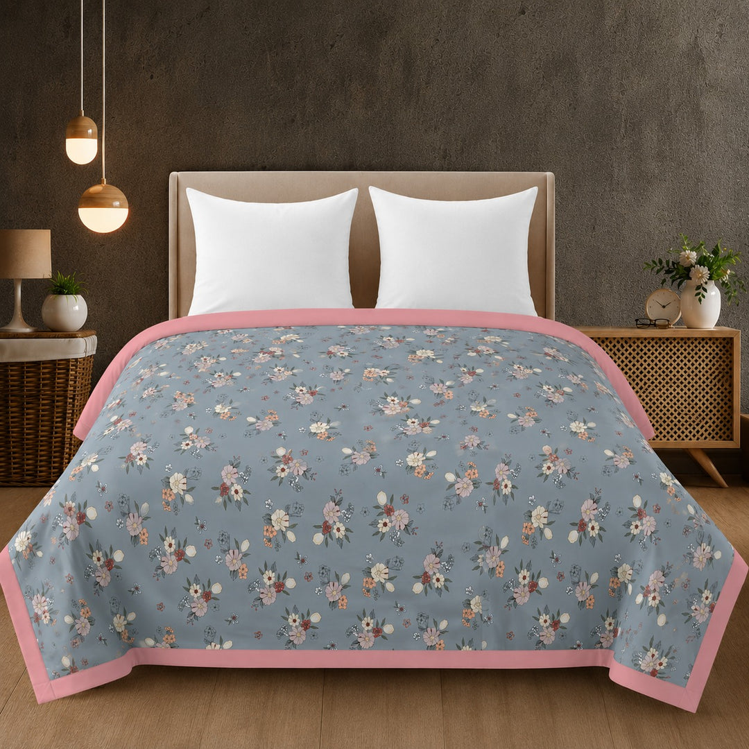 Small Bunch 180 GSM AC Room Reversible Double Bed Comforter