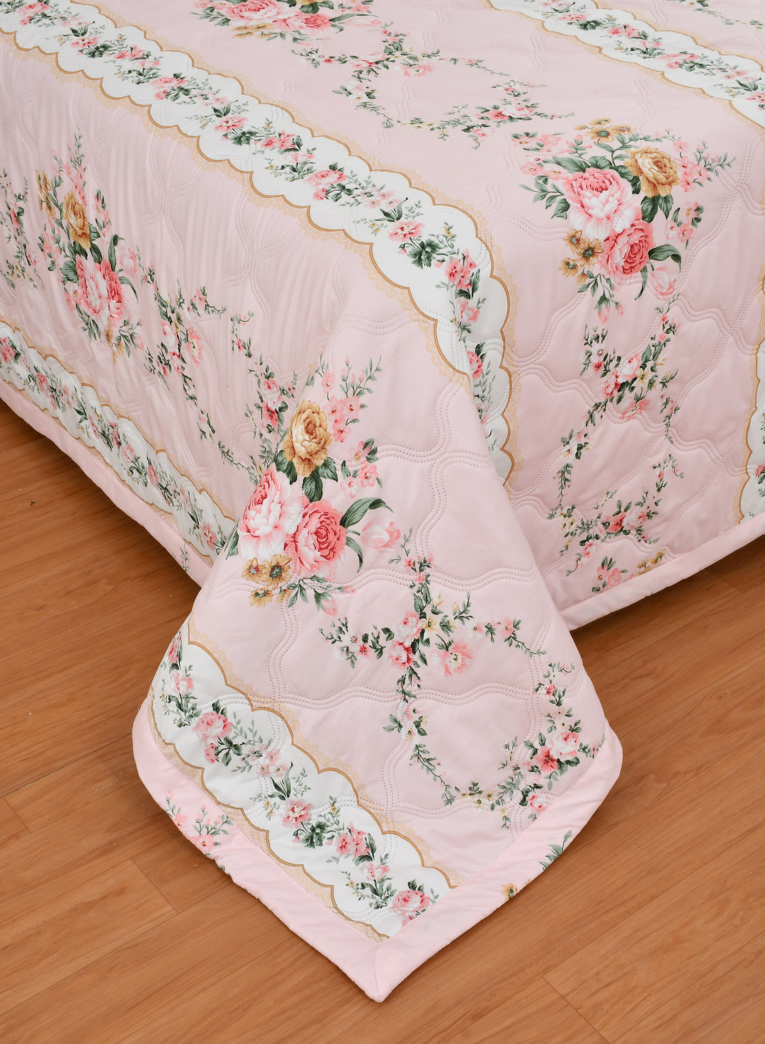 Crystal Bloom Pink Comforter 180 GSM AC Room Reversible Single Bed Comforter