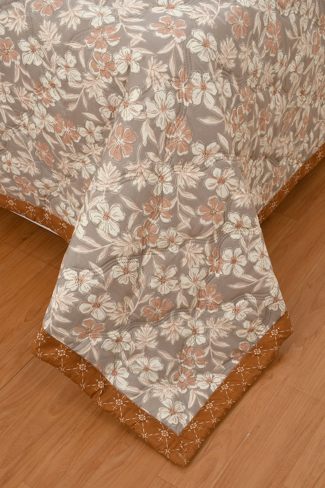 Ash Flowers 180 GSM AC Room Reversible Double Bed Comforter