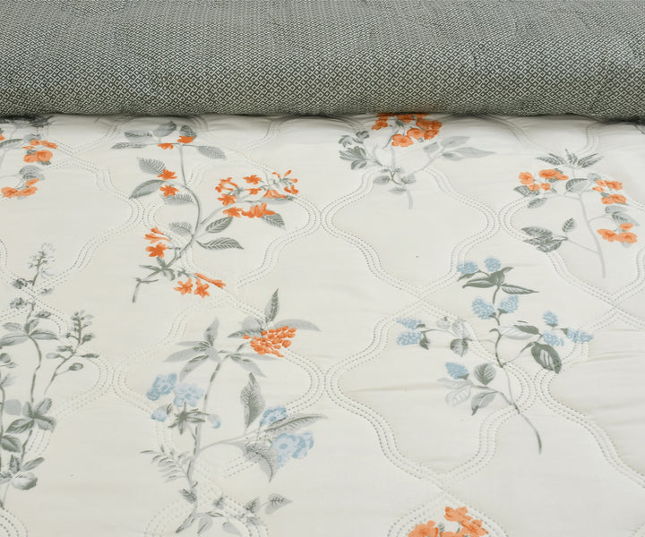 Ivory Flower 180 GSM AC Room Reversible Double Bed Comforter