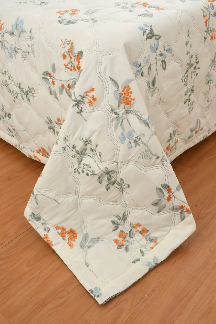 Ivory Flower 180 GSM AC Room Reversible Double Bed Comforter