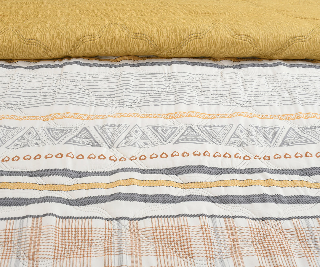 Brown Path 180 GSM AC Room Reversible Double Bed Comforter