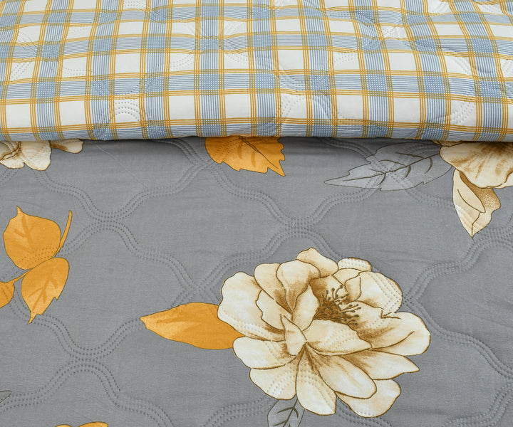 Petal Patchwork Comforter 180 GSM AC Room Reversible Double Bed Comforter