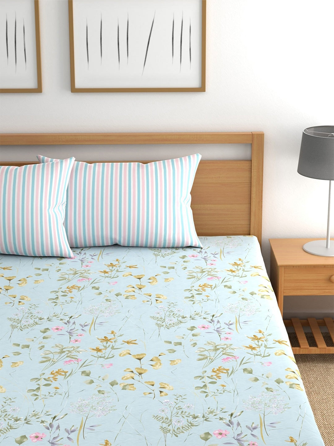 Blue Leaflet Cotton Blend Super King Bedsheet with 2 Pillow Covers (108x108 inches)