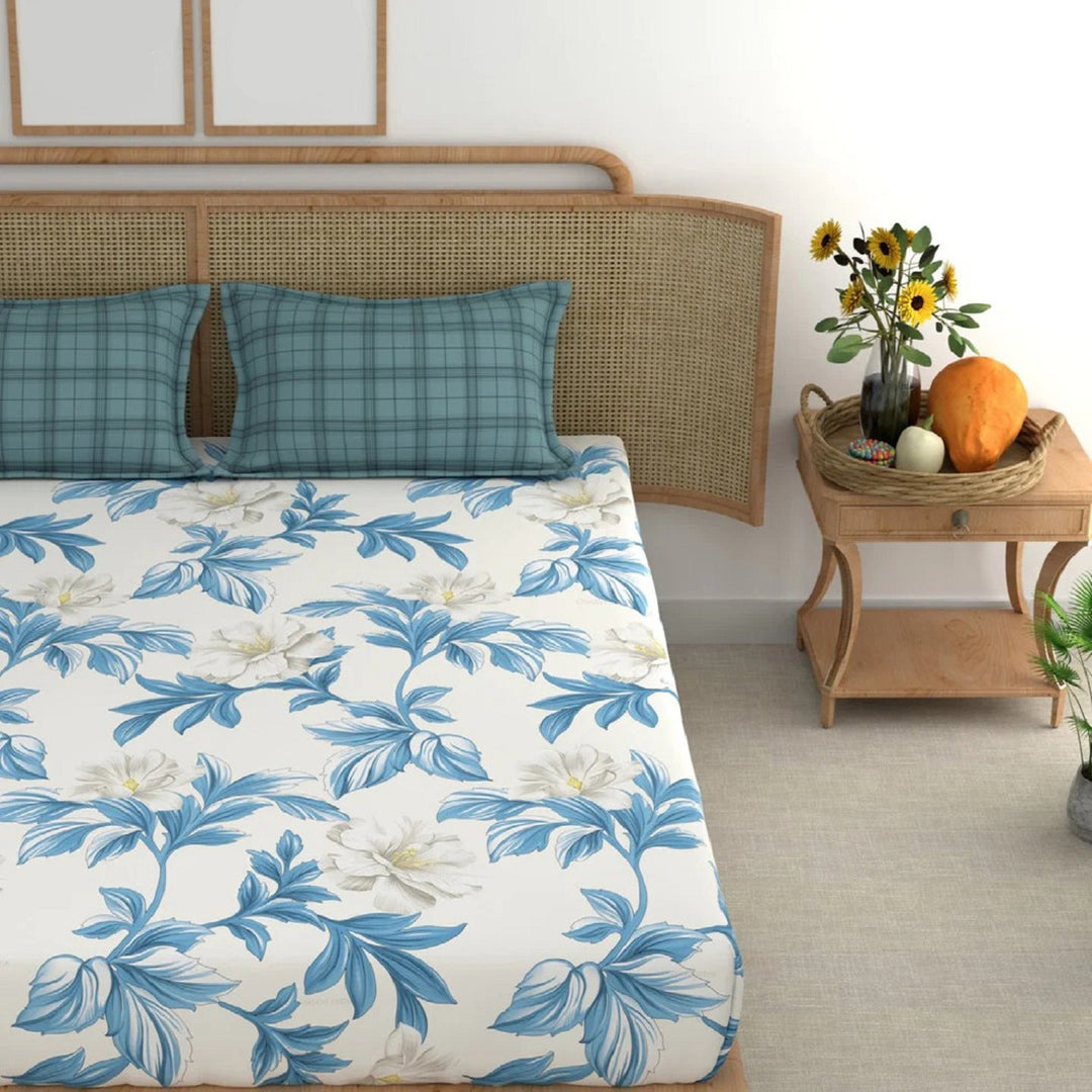 Aqua Leaves Cotton Blend Super King Bedsheet with 2 Pillow Covers (108x108 inches)