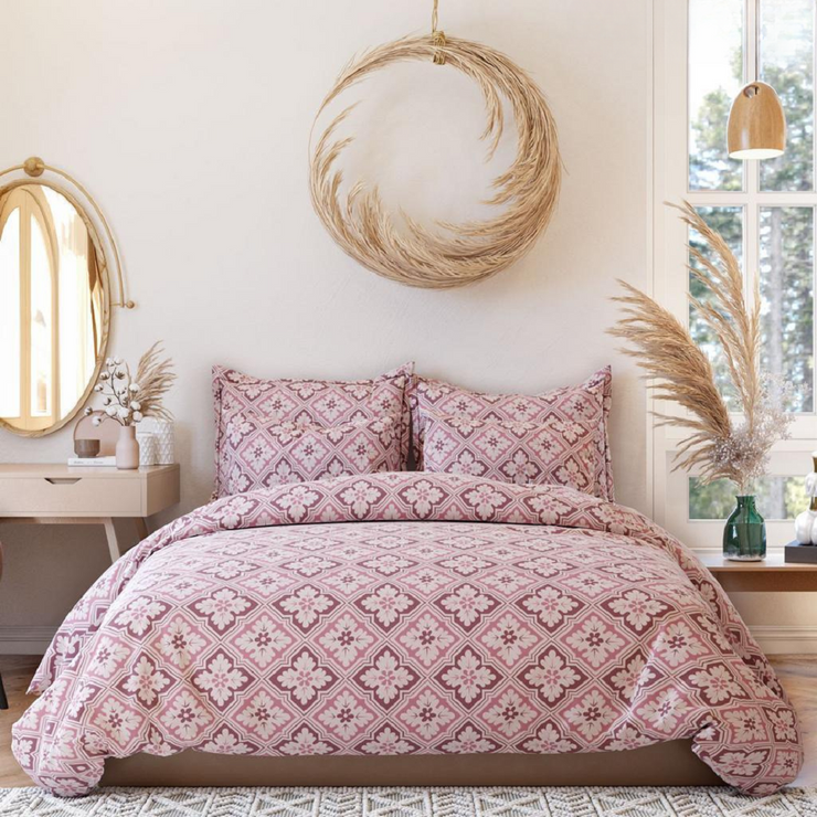 Pastel Pink Cotton Blend Elastic Fitted King Bedding Set